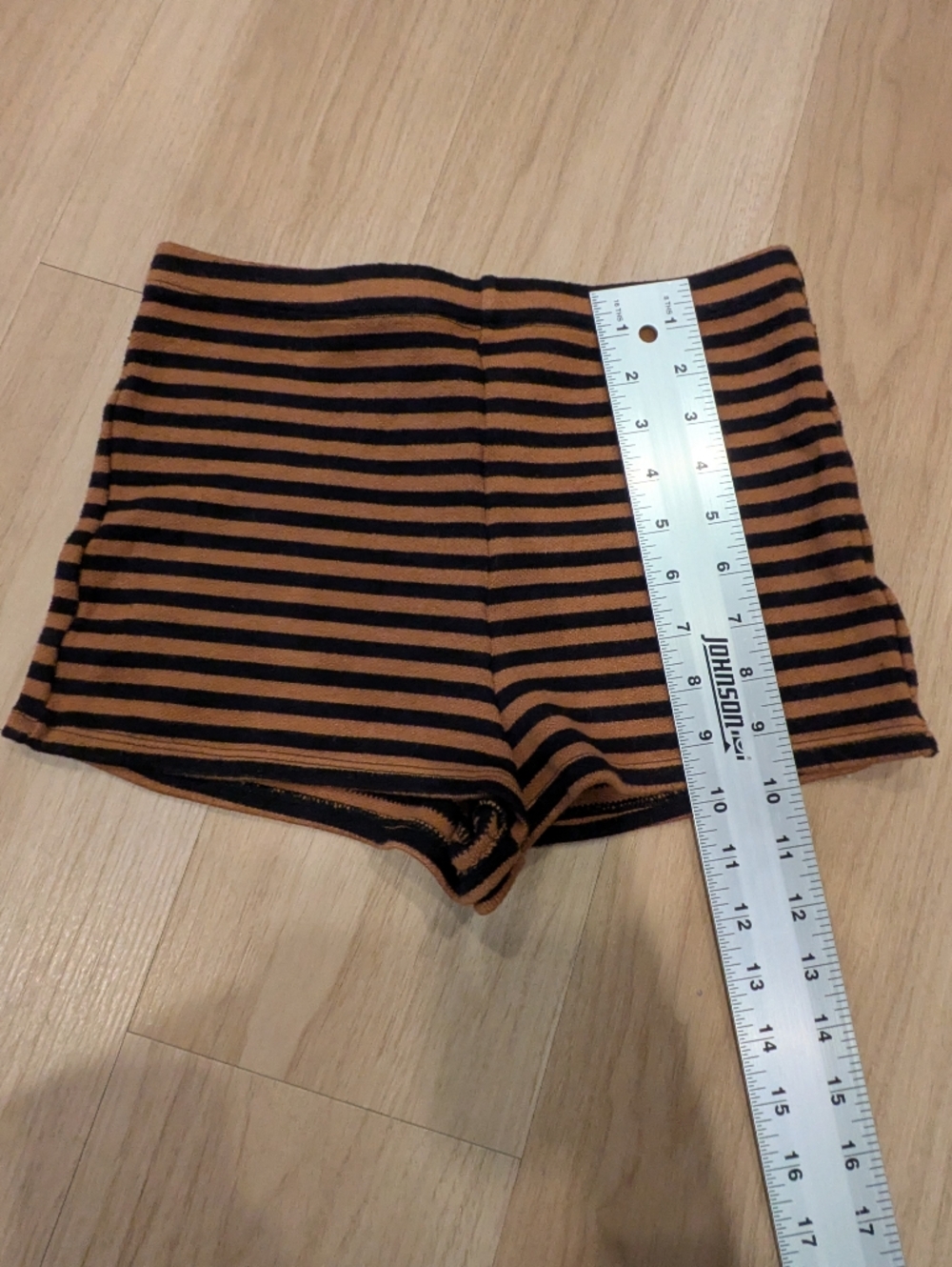 Reformation Striped Long Sleeve Rugby Short Set Size S - Picture 8 of 12
